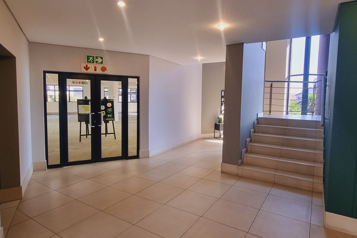 Office space to let on the Ground floor of Block B in Sunninghill - Photo 2