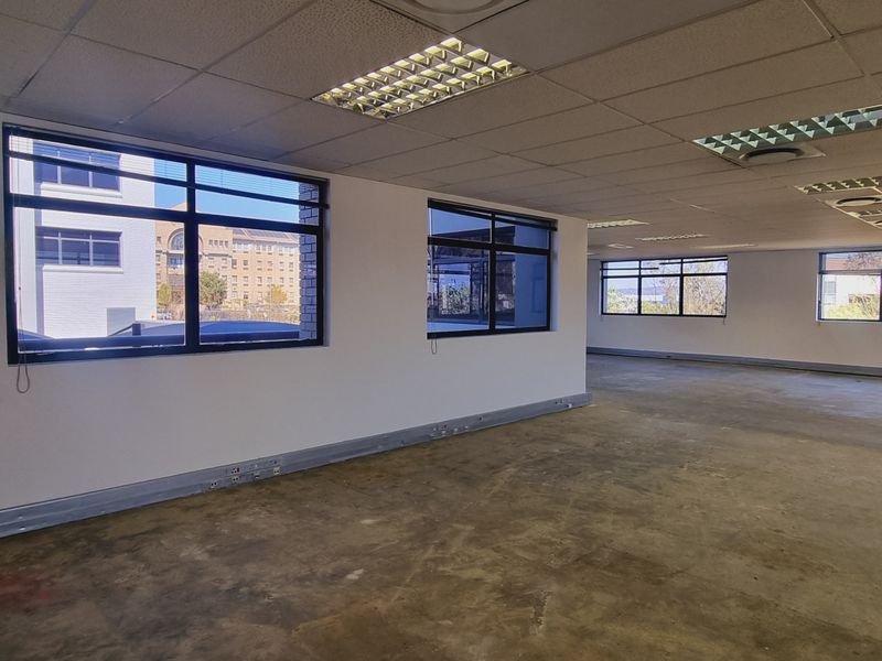 Office space to let on the Ground floor of Block B in Sunninghill - Photo 5