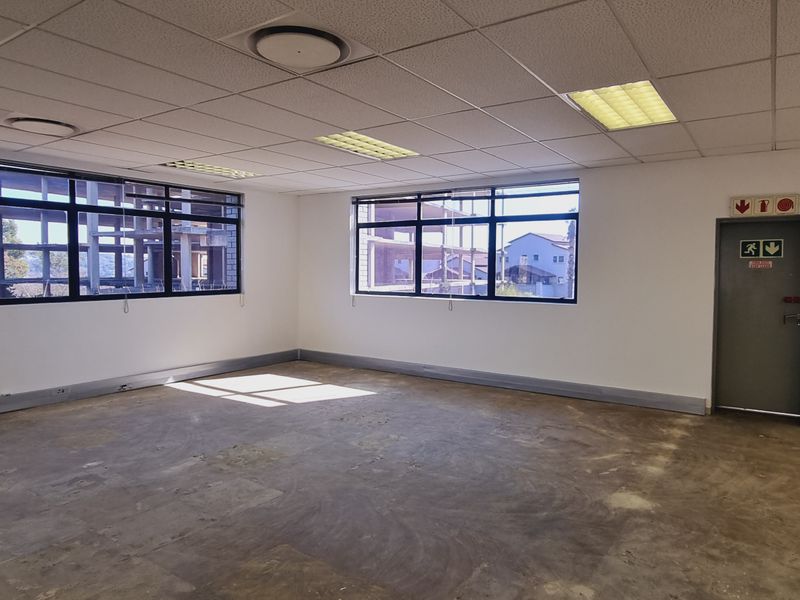 Office space to let on the Ground floor of Block B in Sunninghill - Photo 7