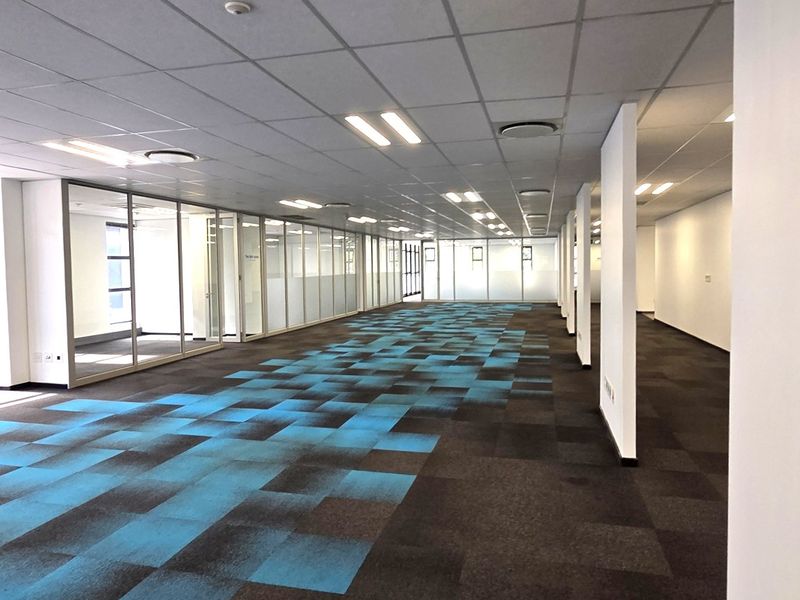 Office space to let in Bryanston - Photo 4