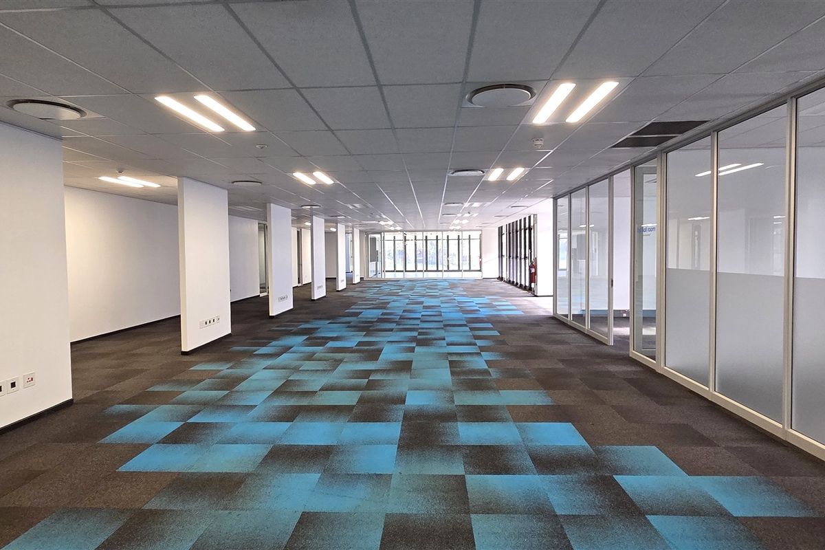 Office space to let in Bryanston - Photo 5