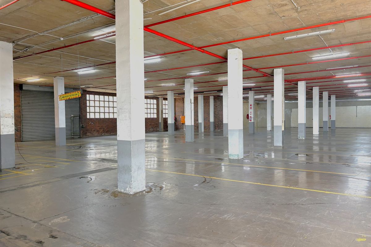 Prime Briardene Warehouse with Queen Nandi Drive Exposure - Photo 5