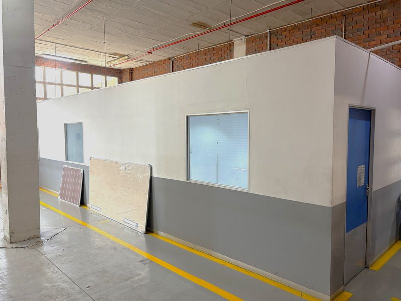 Prime Briardene Warehouse with Queen Nandi Drive Exposure - Photo 3