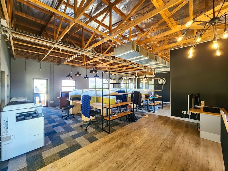 168m2 Office For Sale in Ruimsig - Photo 6