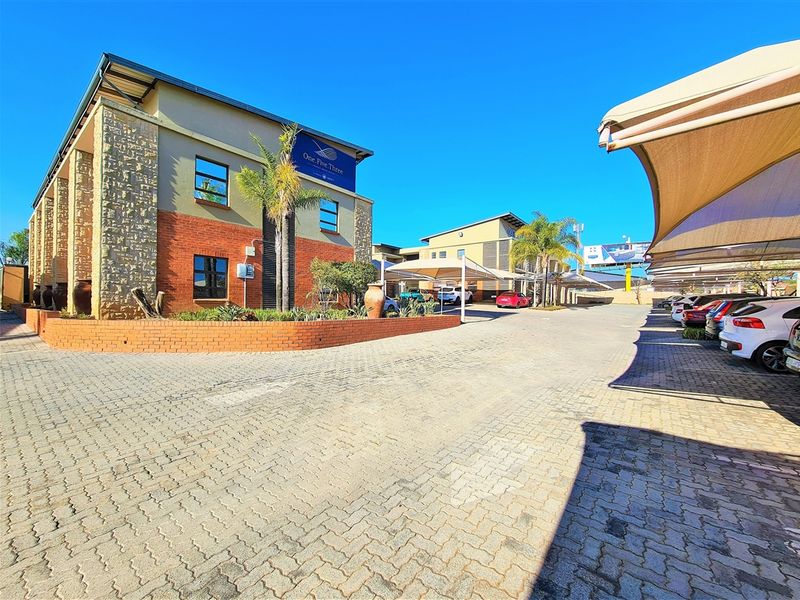 168m2 Office For Sale in Ruimsig - Photo 4