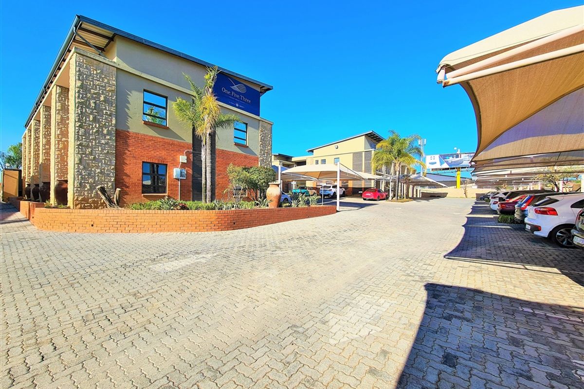 168m2 Office For Sale in Ruimsig - Photo 4