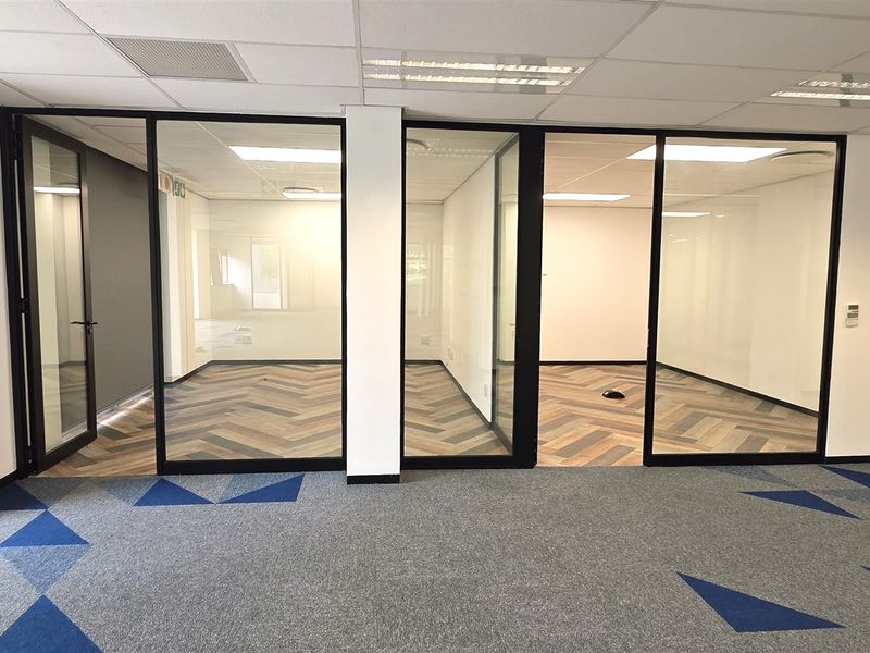 Office space to let in Ballyoaks Office Park - Photo 7