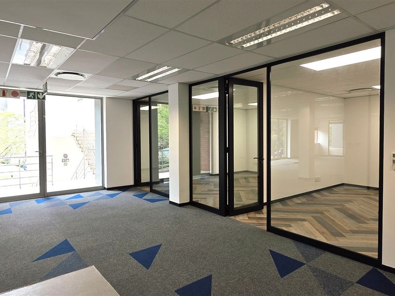 Office space to let in Ballyoaks Office Park - Photo 6