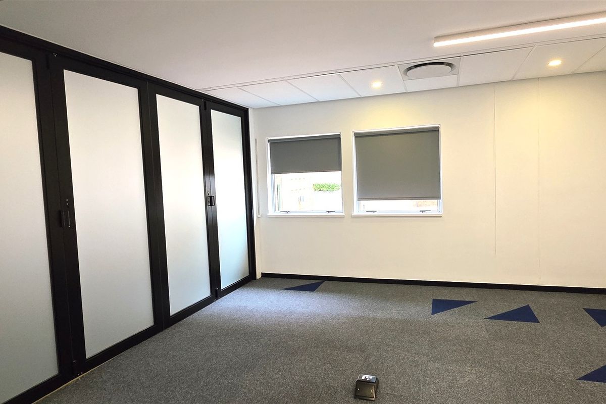 Office space to let in Ballyoaks Office Park - Photo 4