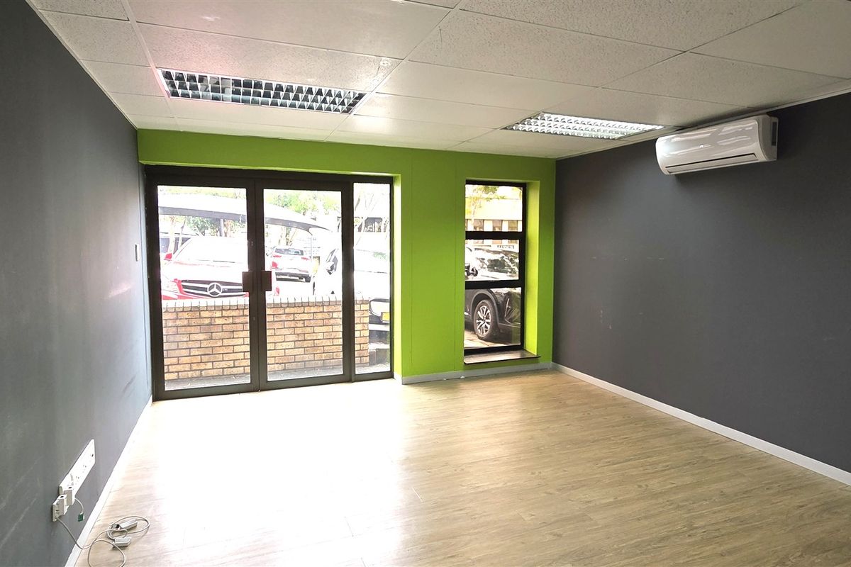 Office space to let in Hurlingham - Photo 2