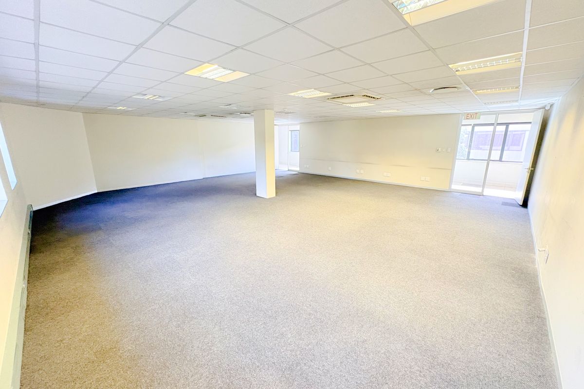 Office space to let - Photo 4