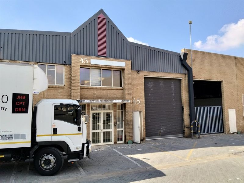 425m2  Warehouse  - TO LEASE in KYA SAND - Photo 1