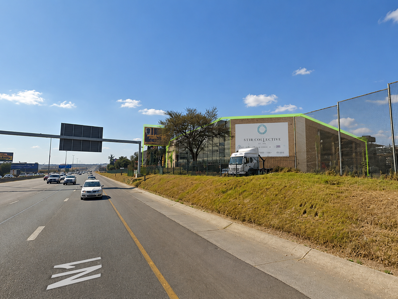 Freestanding Warehouse To Let in Midrand | N1 Highway Exposure | Dock Loading | Sprinklered Facility - Photo 2