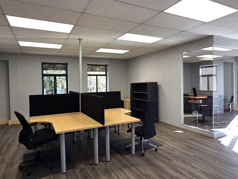 Office space to let in Peter Place - Photo 6