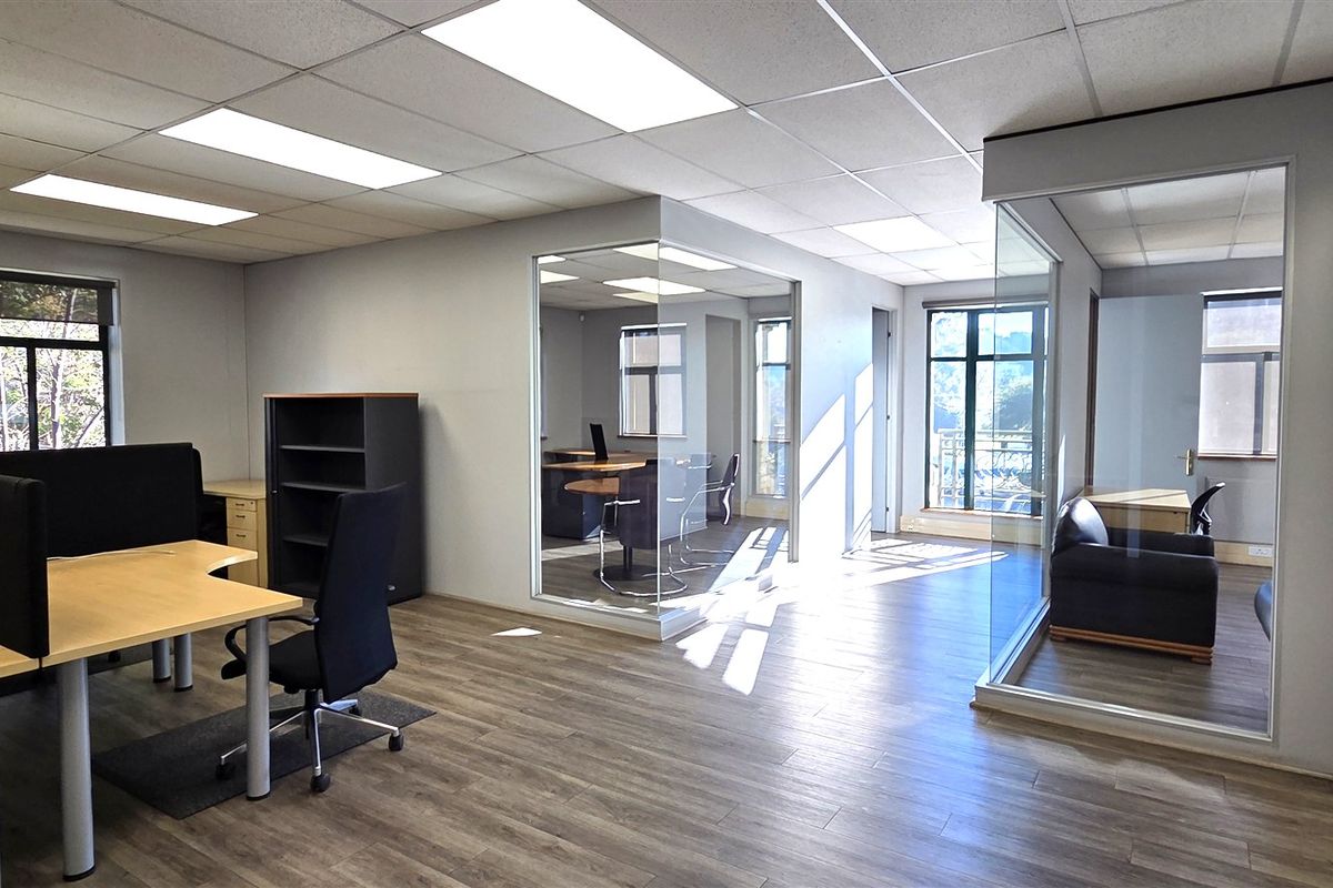 Office space to let in Peter Place - Photo 5
