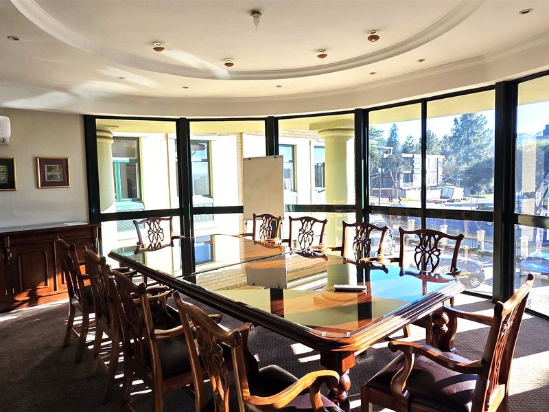 Office space to let in Peter Place - Photo 3