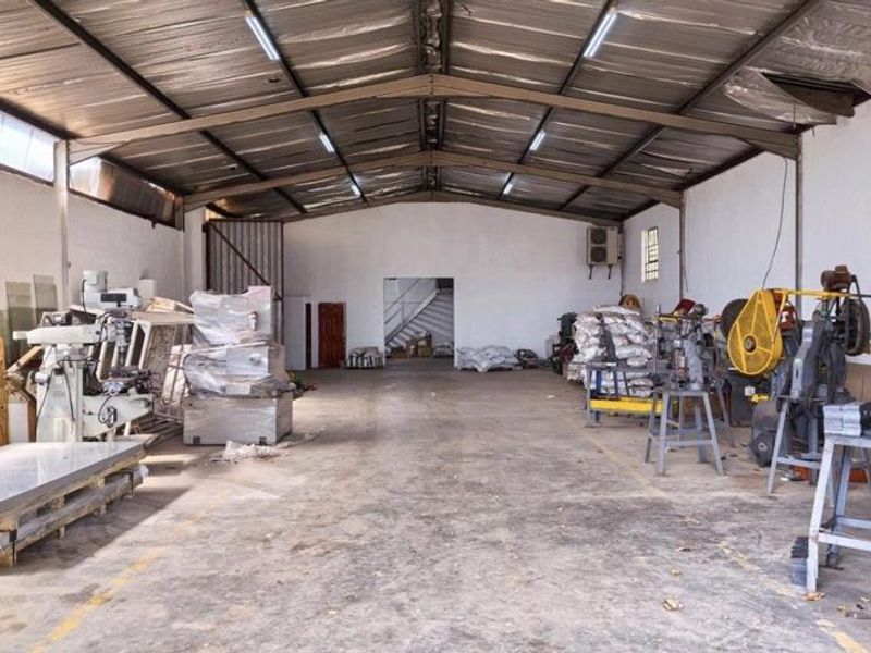 Versatile Industrial Property in Prime Merrivale Location - Photo 4
