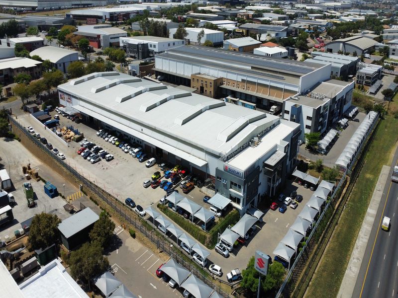 Warehouse to let in Linbro Park - Photo 1
