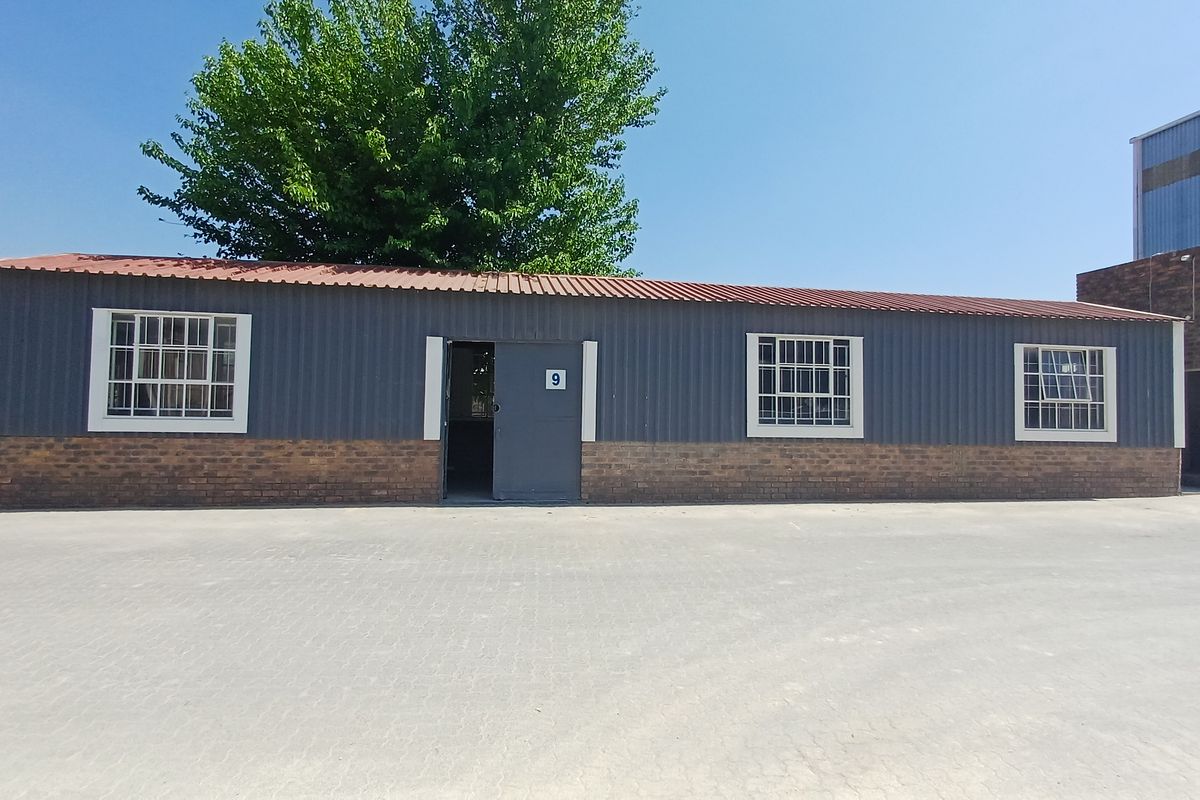 Commercial Property to Let in Meyerton - Photo 2