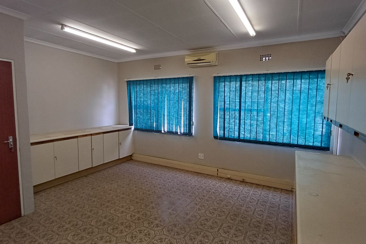 Commercial Property to Let in Meyerton - Photo 3