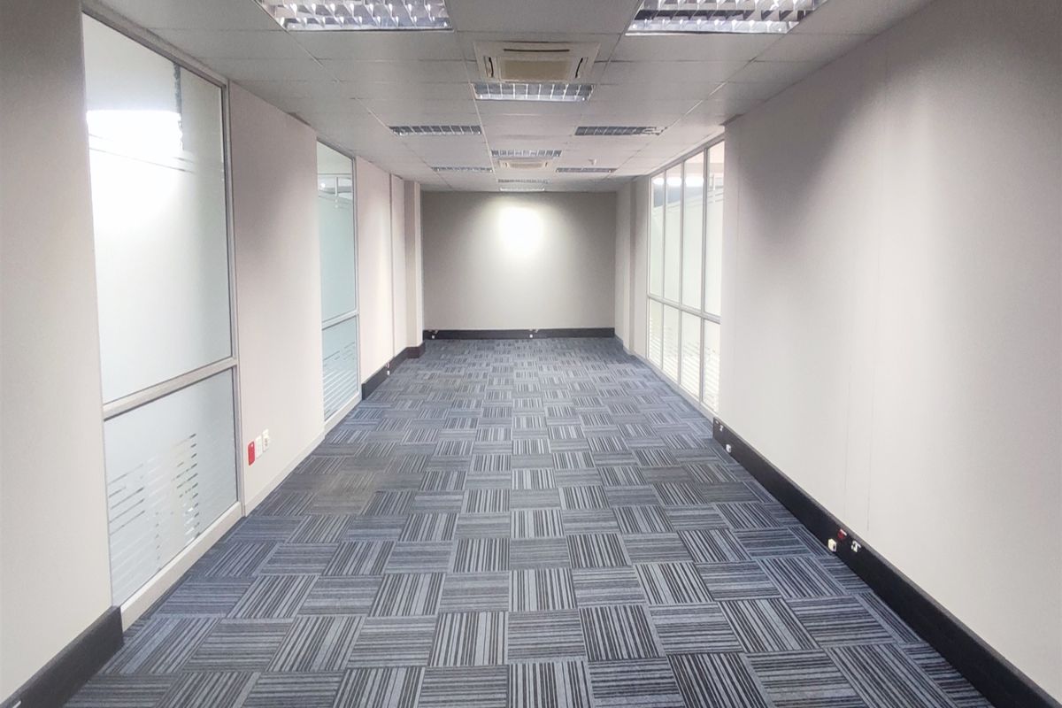 852m2 Offices to let in Cresta, Randburg - Photo 3