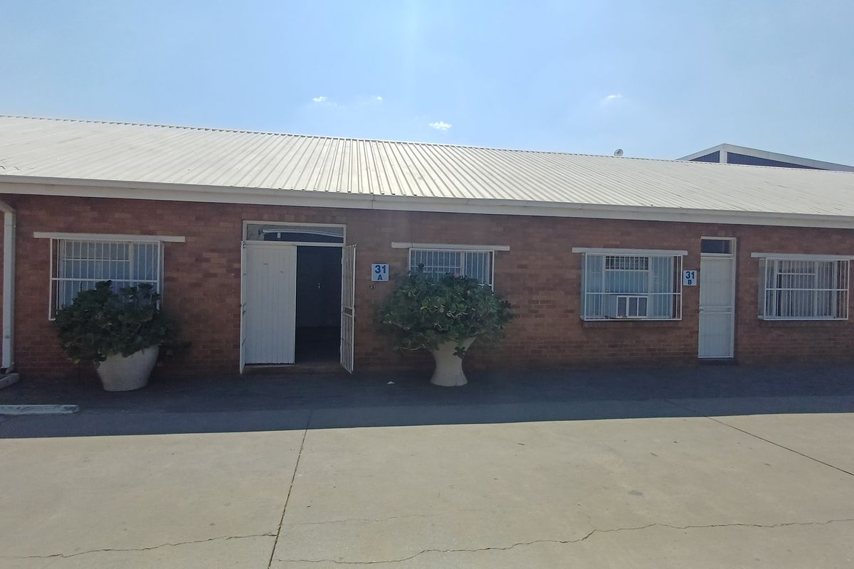 Commercial Property to Let in Meyerton - Photo 2