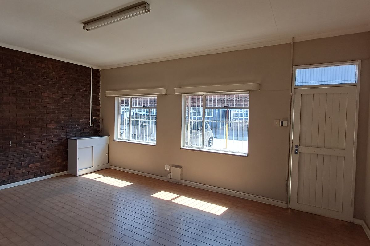 Commercial Property to Let in Meyerton - Photo 3