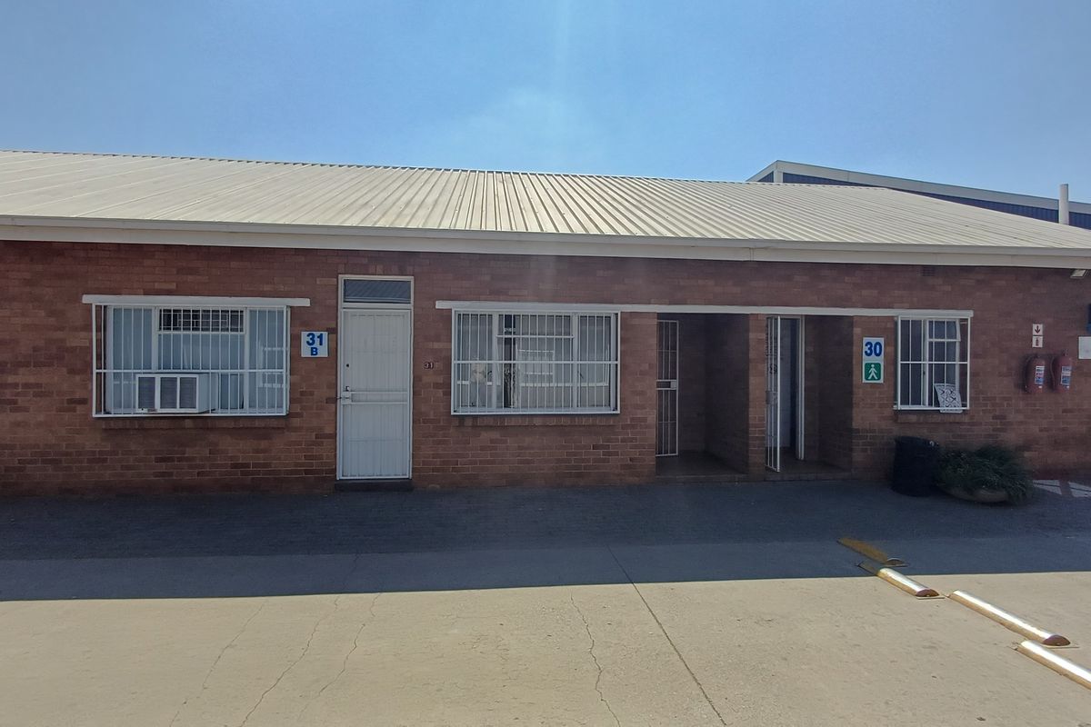 Commercial Property to Let in Meyerton - Photo 2
