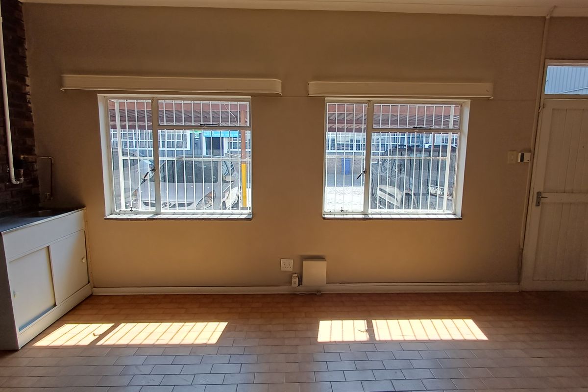 Commercial Property to Let in Meyerton - Photo 4