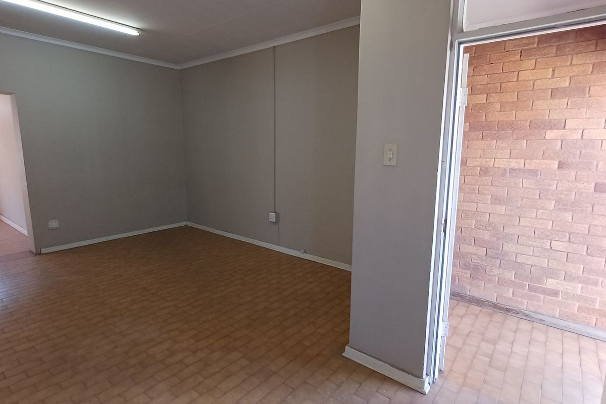 Commercial Property to Let in Meyerton - Photo 5