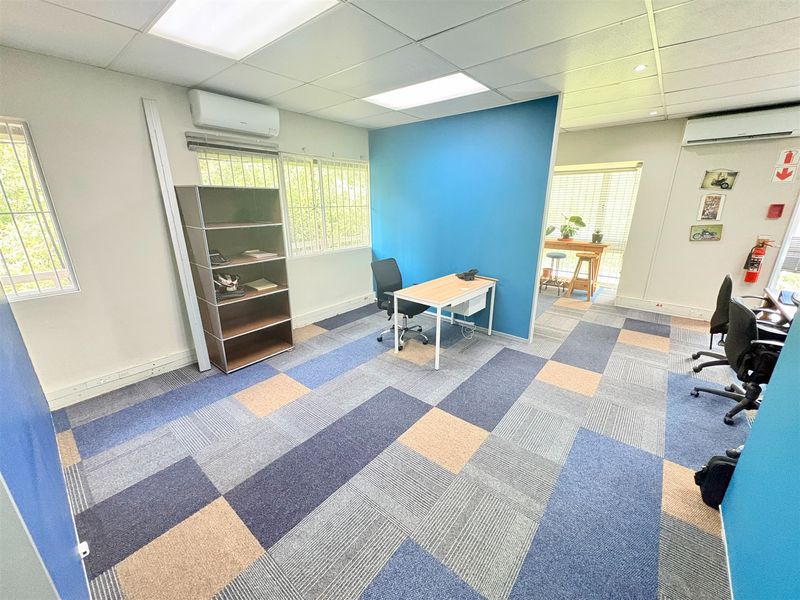 Office building to let - Photo 6
