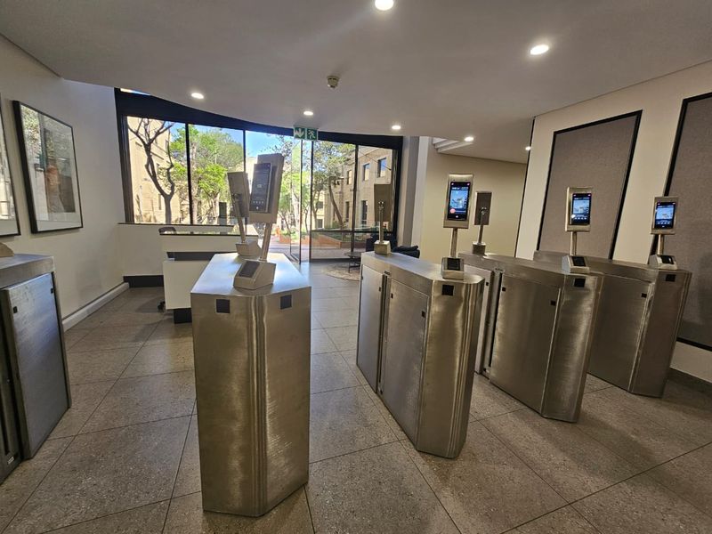 TO LET | A-Grade Standalone Offices | 2 835 m2 | Nieuw Muckleneuk / Brooklyn, Pretoria - Photo 5