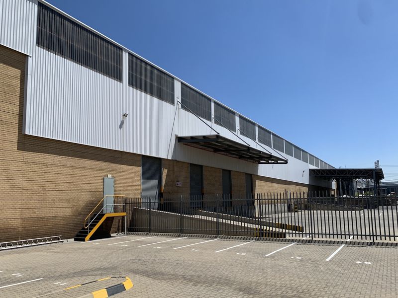 Warehouse to let in Gosforth Park - Photo 5