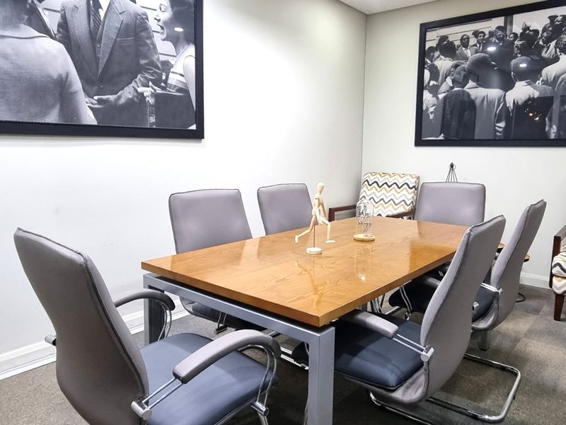 Furnished office space to let in Corner Main Office Park - Photo 5