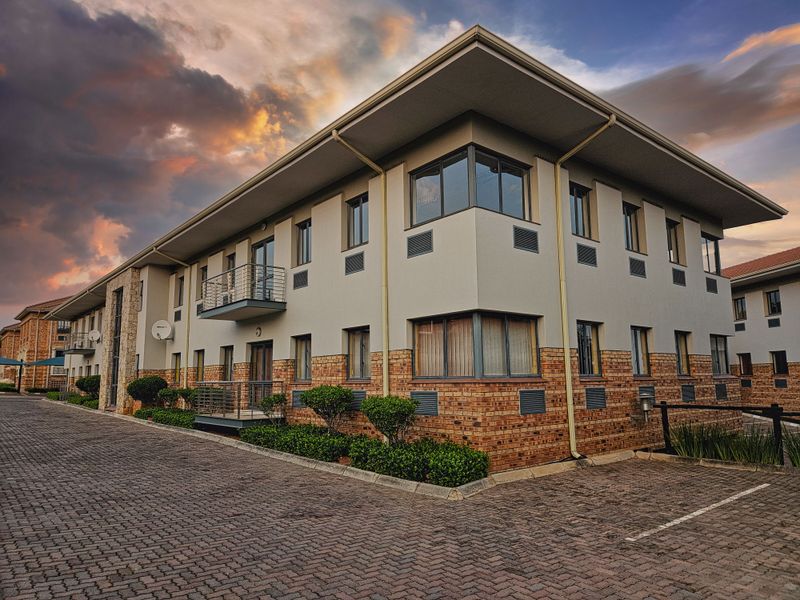 Office space to let in La Rocca Office Park - Photo 1