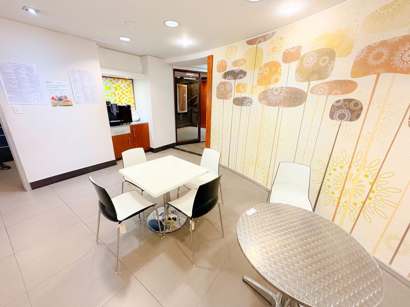 Office space to let - Photo 9
