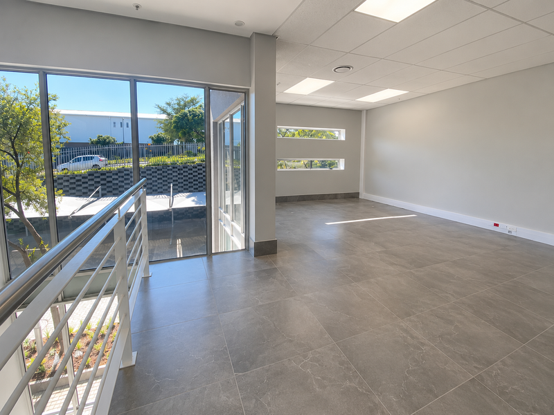 AAA-Grade 7,738m2 Logistics Warehouse To Let | Randjespark, Midrand - Photo 2