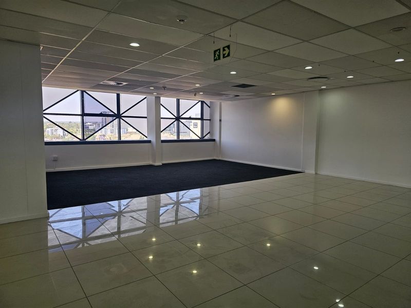 TO LET – Upmarket & Immaculate Office Space  436m2– Menlyn - Photo 5