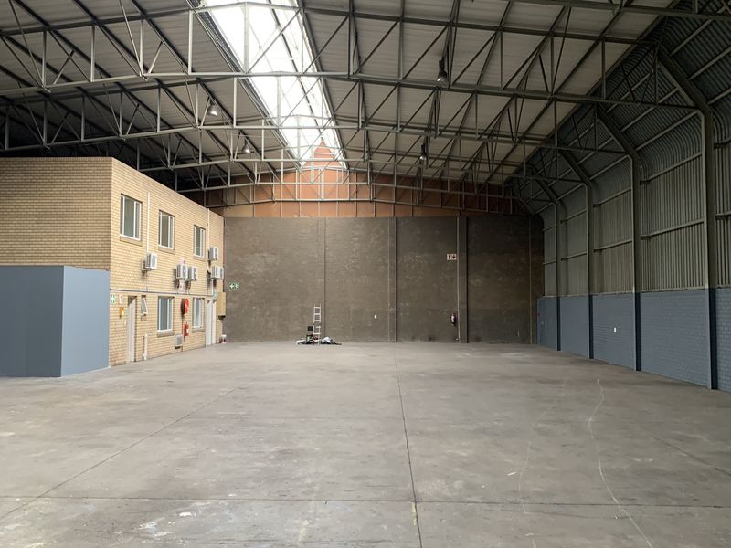 Warehouse to let in Spartan - Photo 5