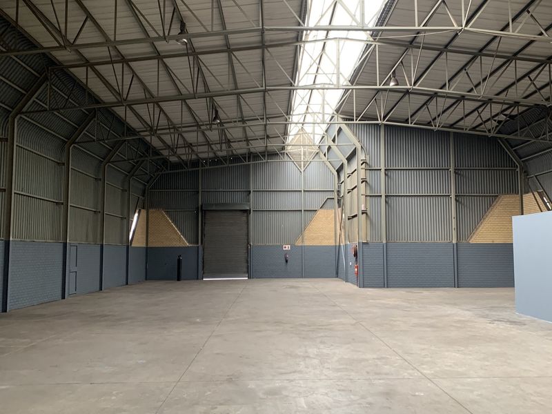 Warehouse to let in Spartan - Photo 9