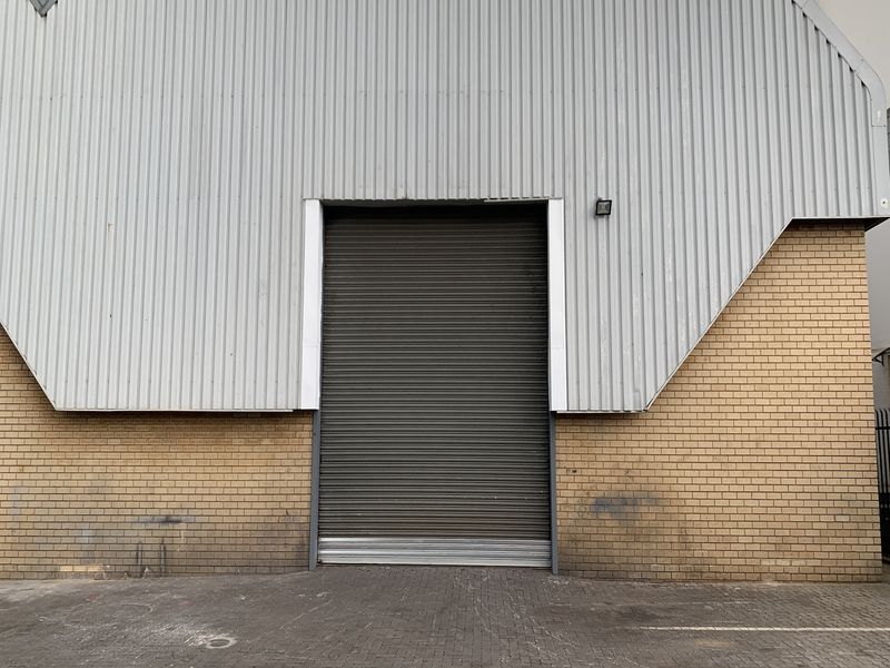 Warehouse to let in Spartan - Photo 3