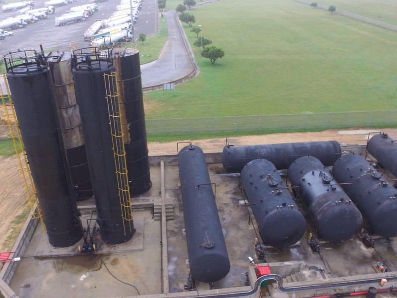 One Million Litre Liquid Storage Facility for sale in Vaalpark industrial area - Photo 2