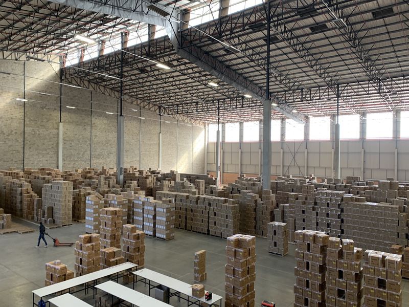 Warehouse to let in Gosforth Park - Photo 2