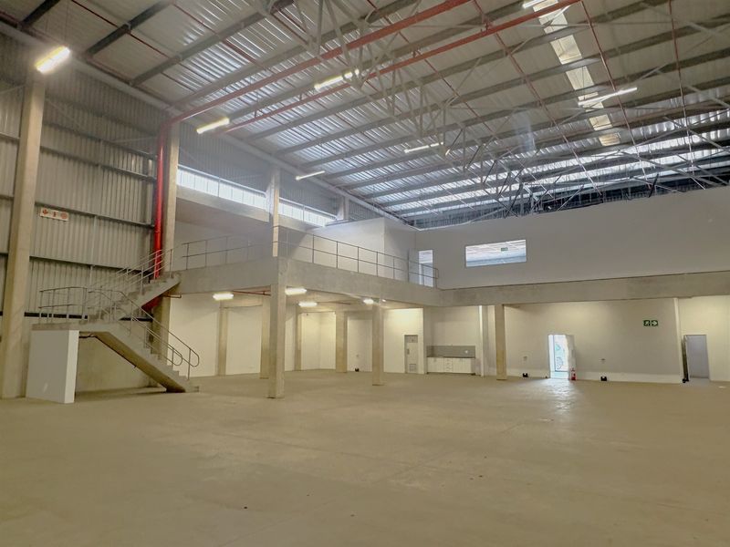 Secure Warehouse in Trade Park - Photo 5