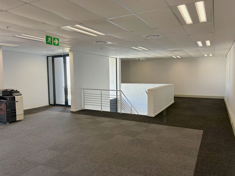 Secure Warehouse in Trade Park - Photo 8