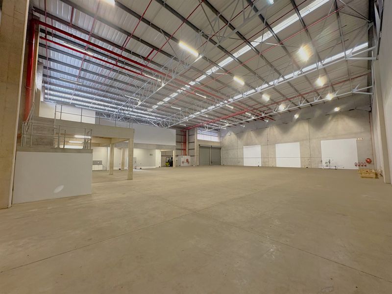 Secure Warehouse in Trade Park - Photo 2