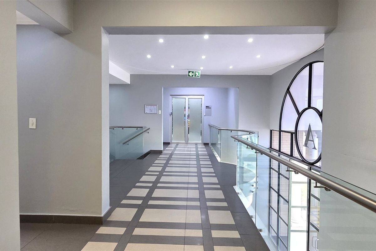 Office space to in St Andrews Office Park - Photo 2