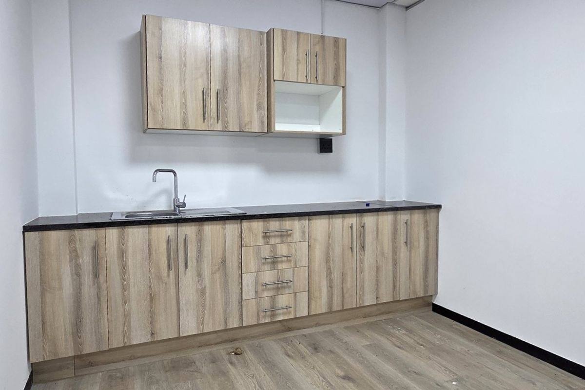 Office space to in St Andrews Office Park - Photo 4