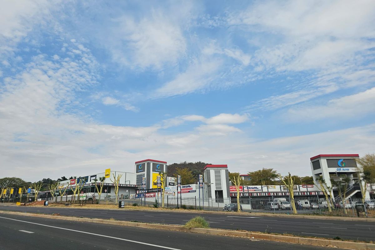 TO LET | 1 534 m2 Retail  | Lynnwood Ridge I Ideal for food chain store | Exposure - Photo 2