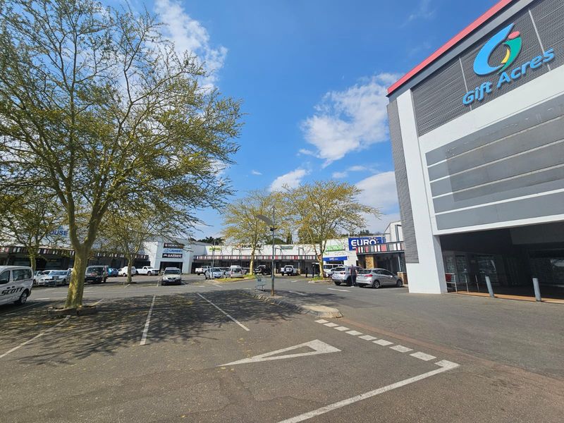 TO LET | 124 m2 Retail  | Make it your own | Established shopping centre - Photo 10